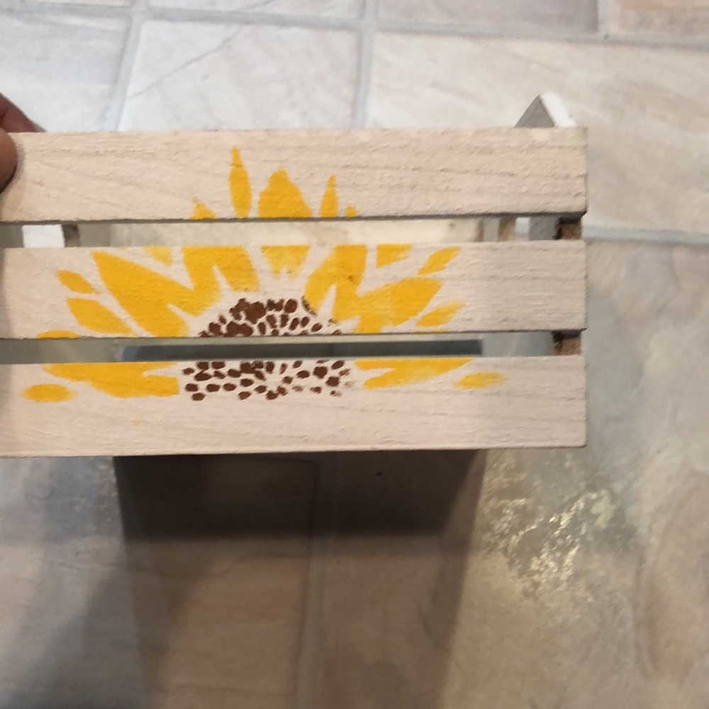 Decorative crate - Picture 2 of 3